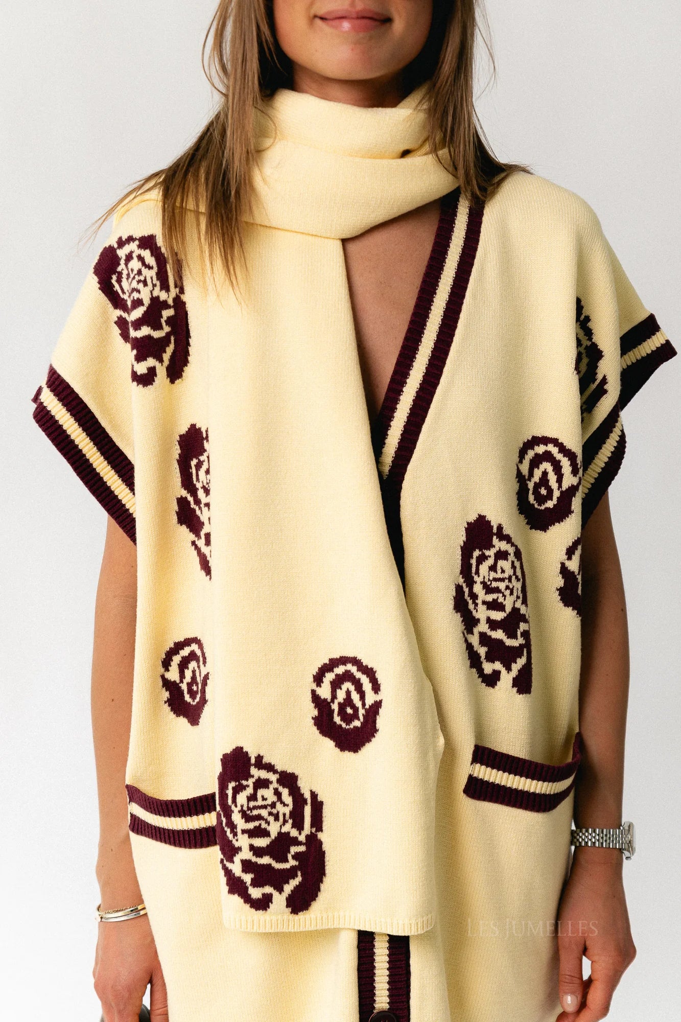 Margot sjaal butter yellow burgundy - Les Jumelles