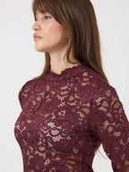 Yaslacey port royale lace blouse - YAS
