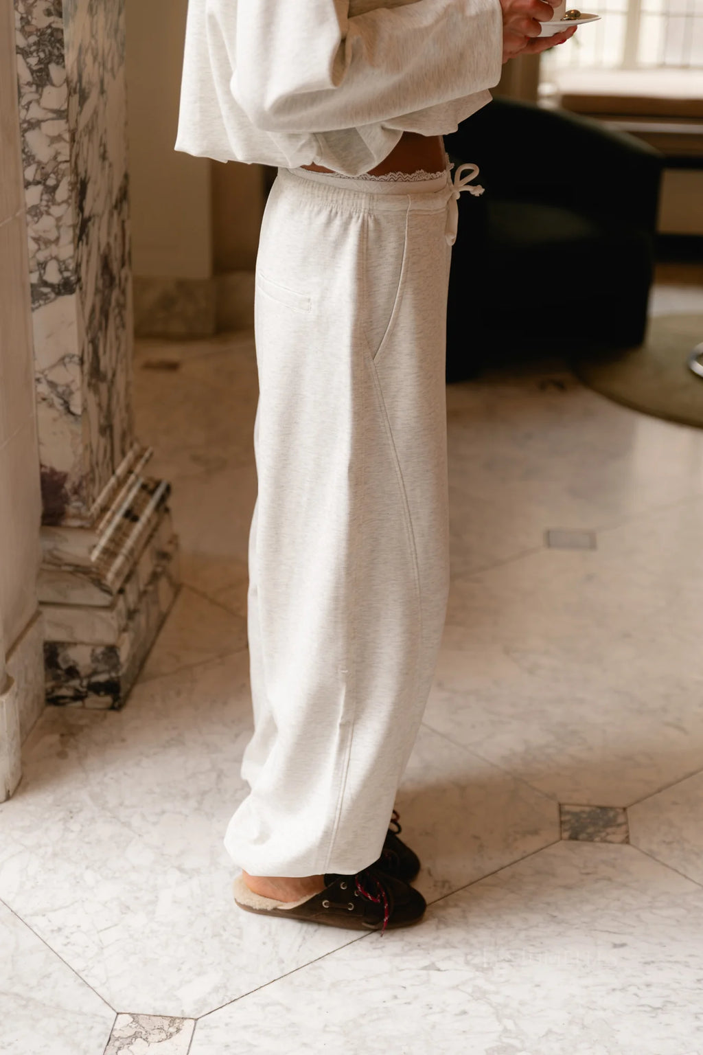 Pantalon de jogging Everly gris chiné clair - Les Jumelles