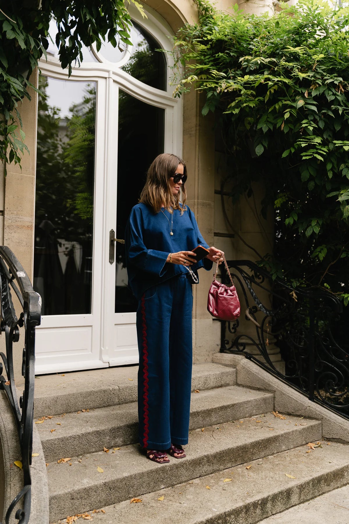Chemise en jean Ruby bleu marine délavé - Les Jumelles