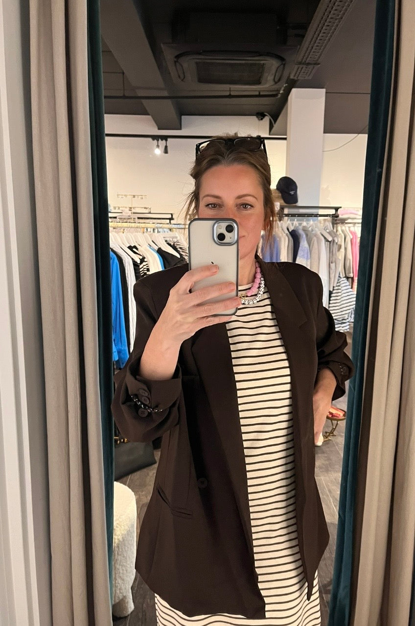 Denise jurk brown stripes  - Nathalie Vleeschouwer