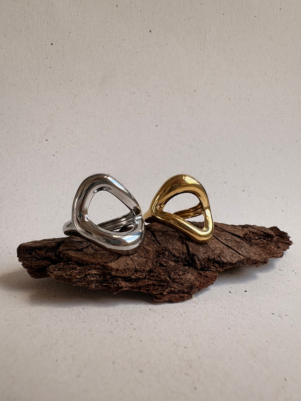 Madame Simone ring
