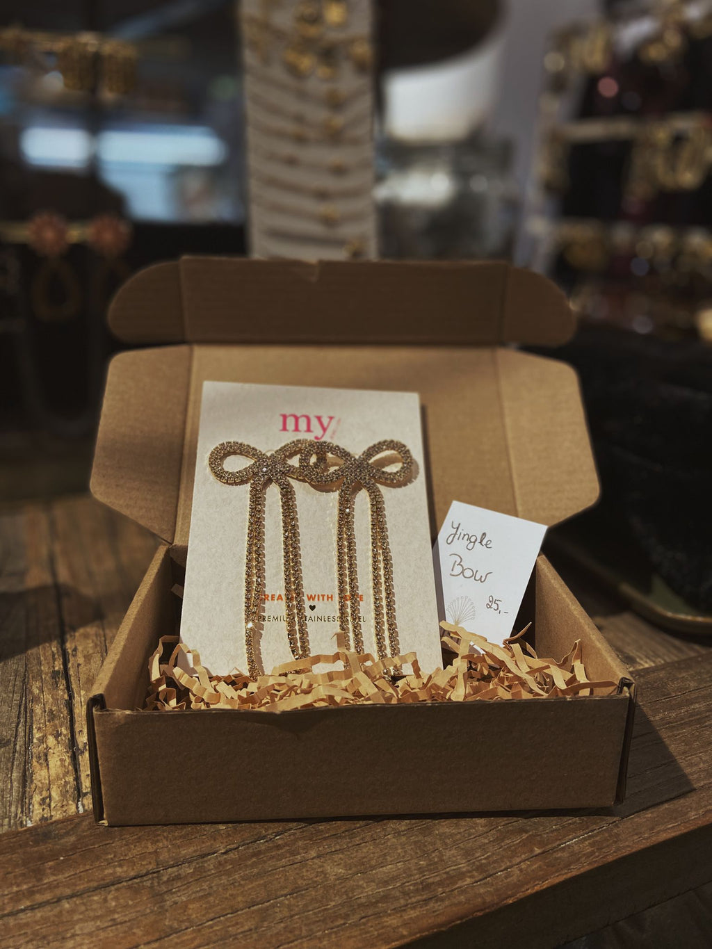 Jingle bow - My jewellery