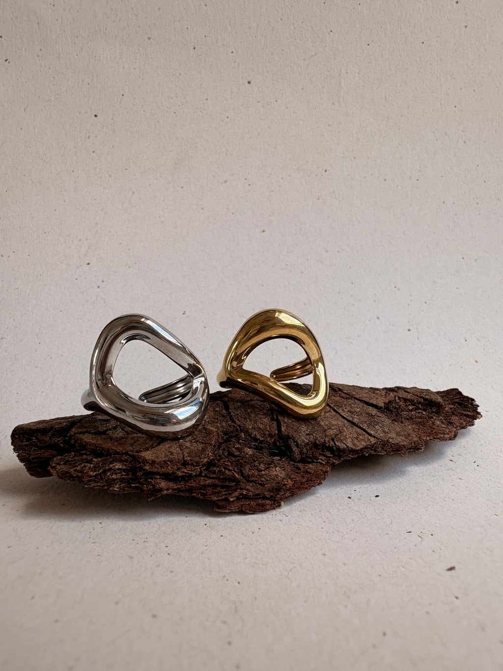 Madame Simone ring
