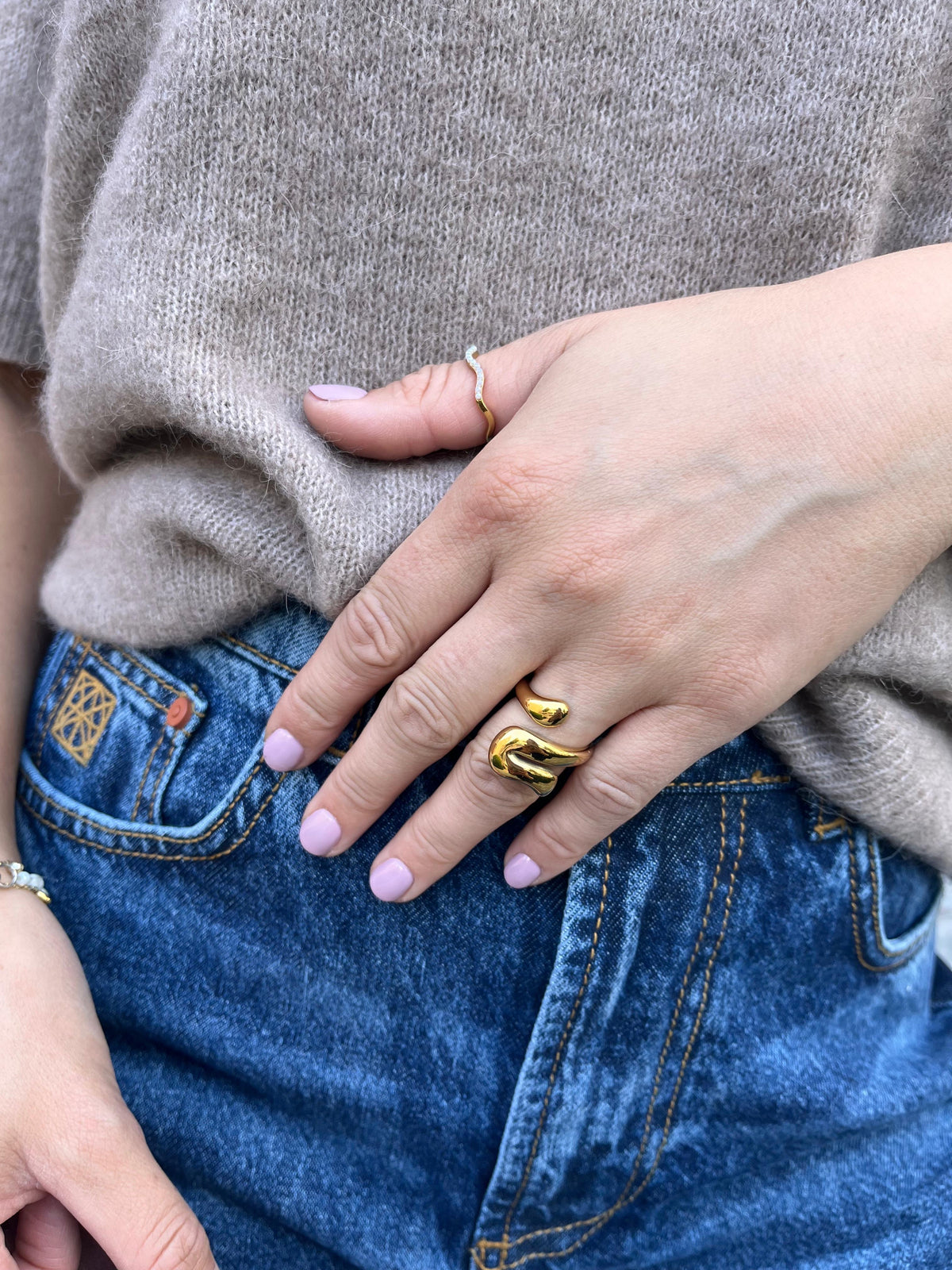 Madame Ada ring