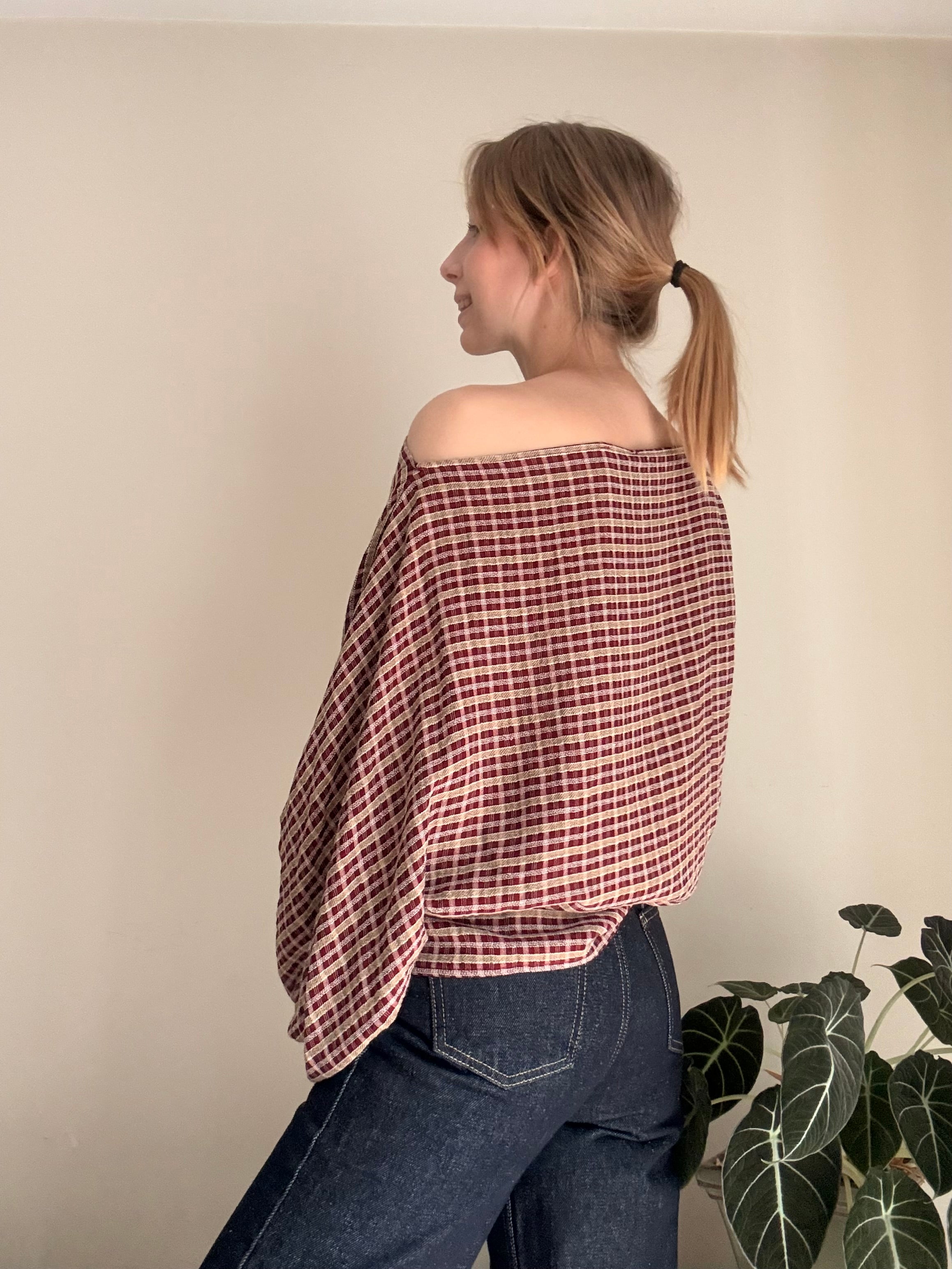 Cosette signature check blouse burgundy - Les Jumelles