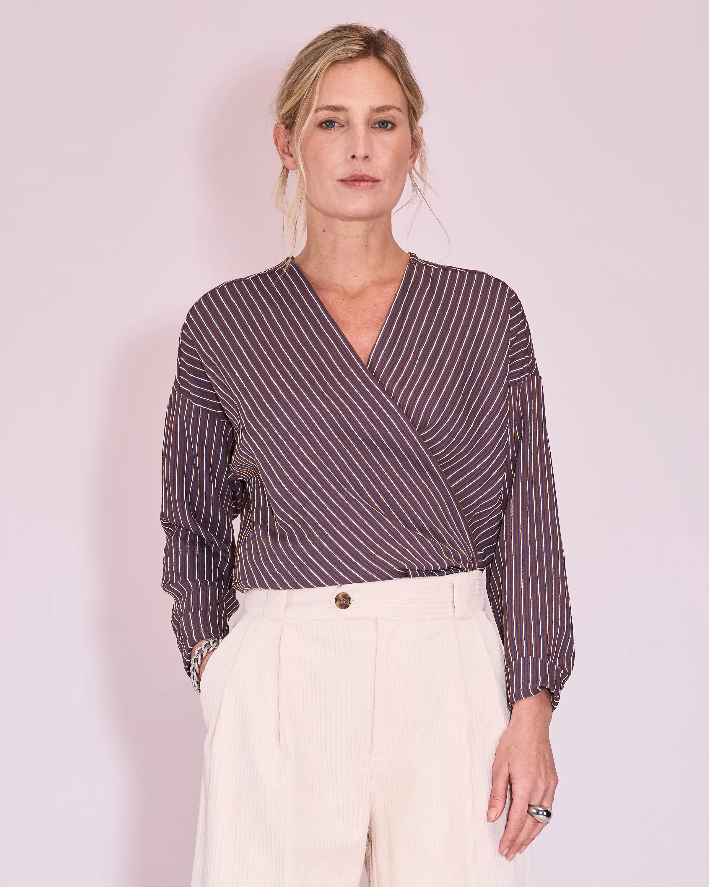 Joelle bouse stripes brown blue white - Nathalie Vleeschouwer