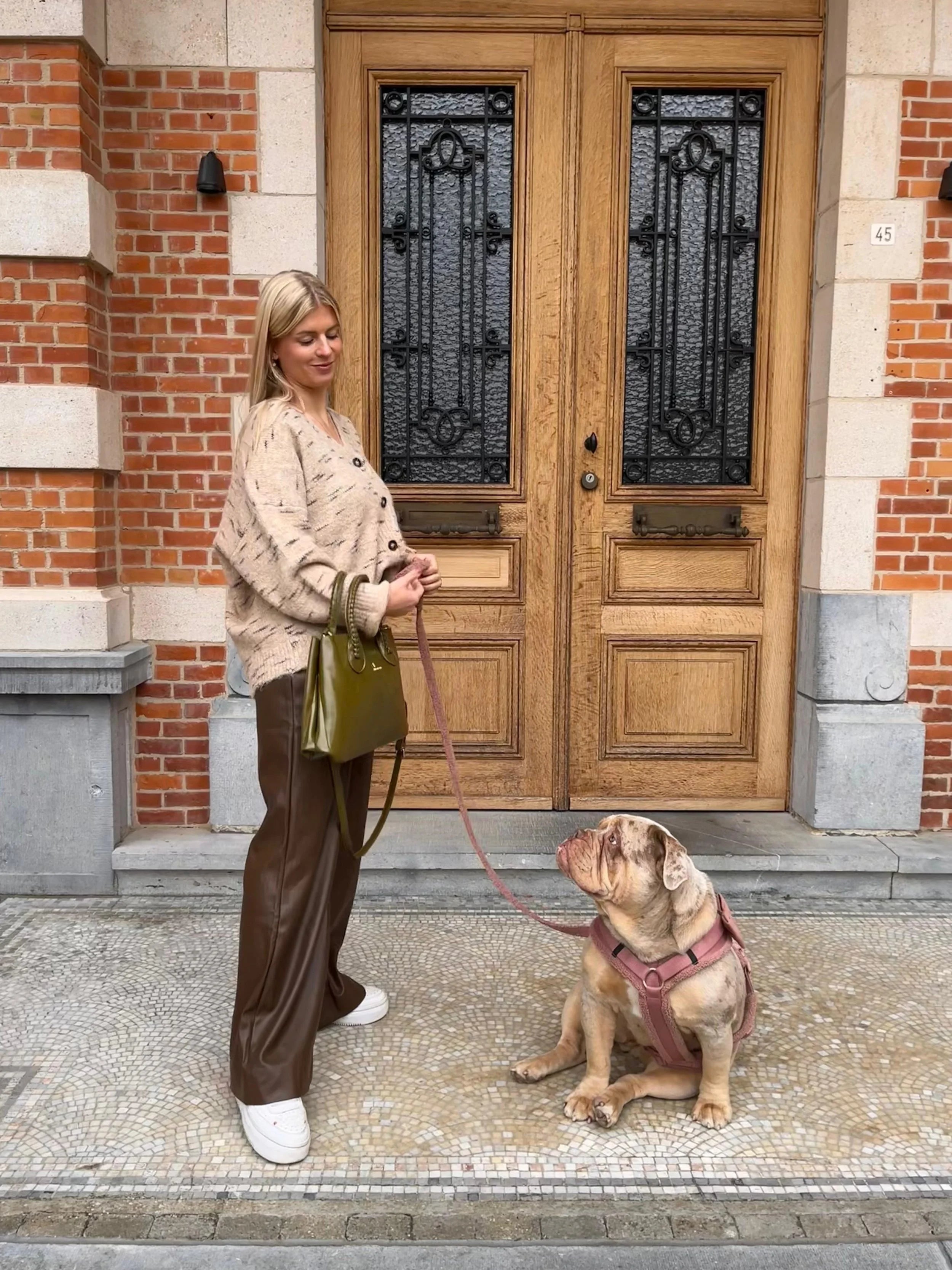 Lucie vest met knopen