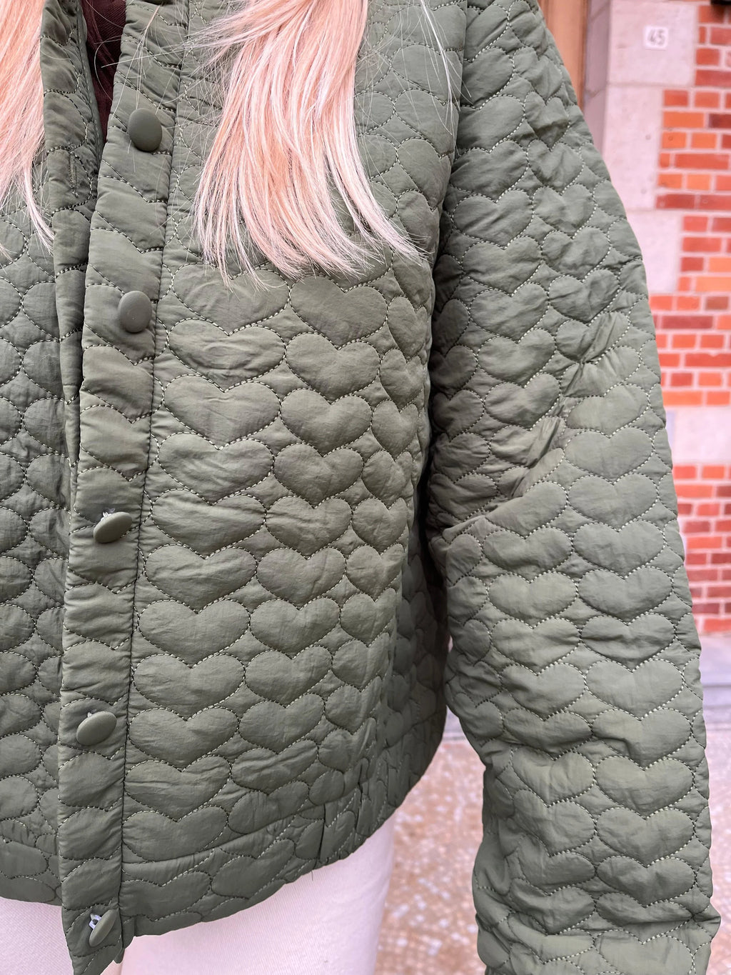 Lea jasje met hartjes