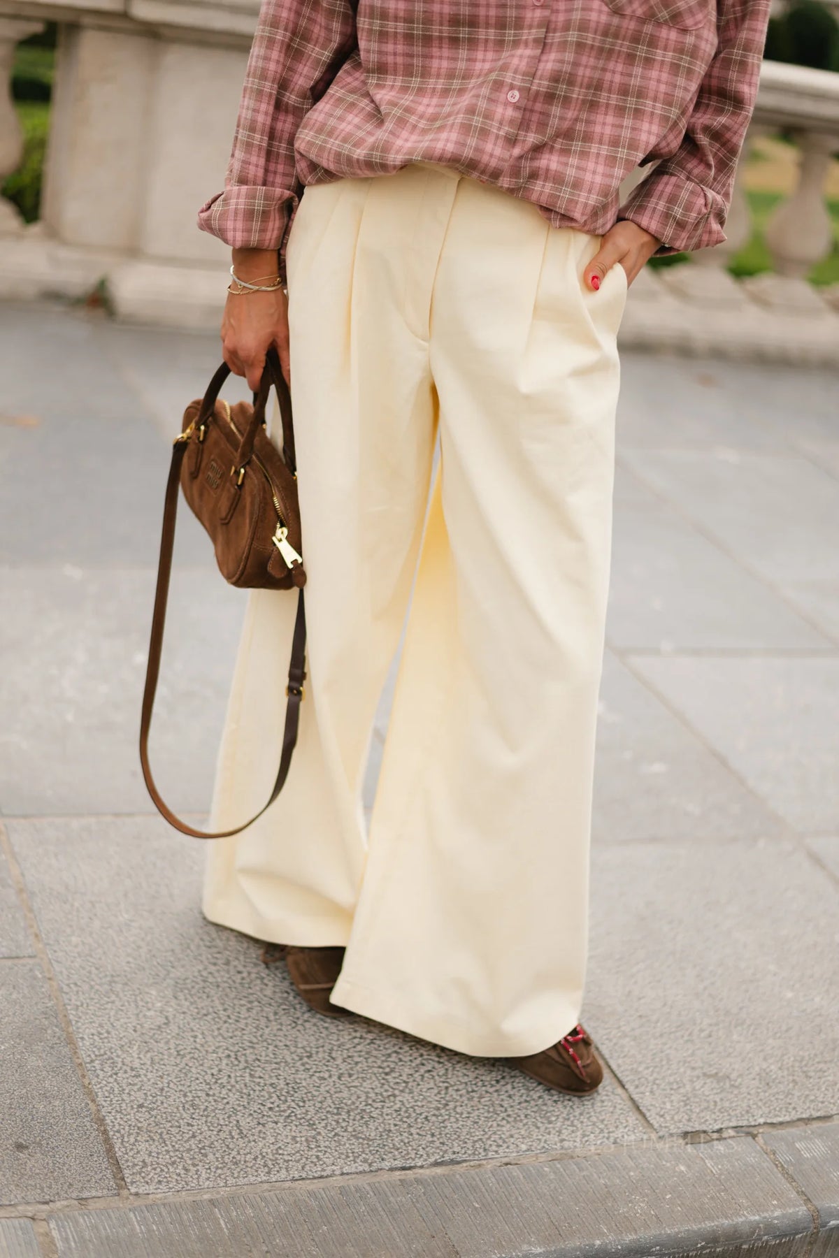 Rose trousers butter yellow - Les jumelles