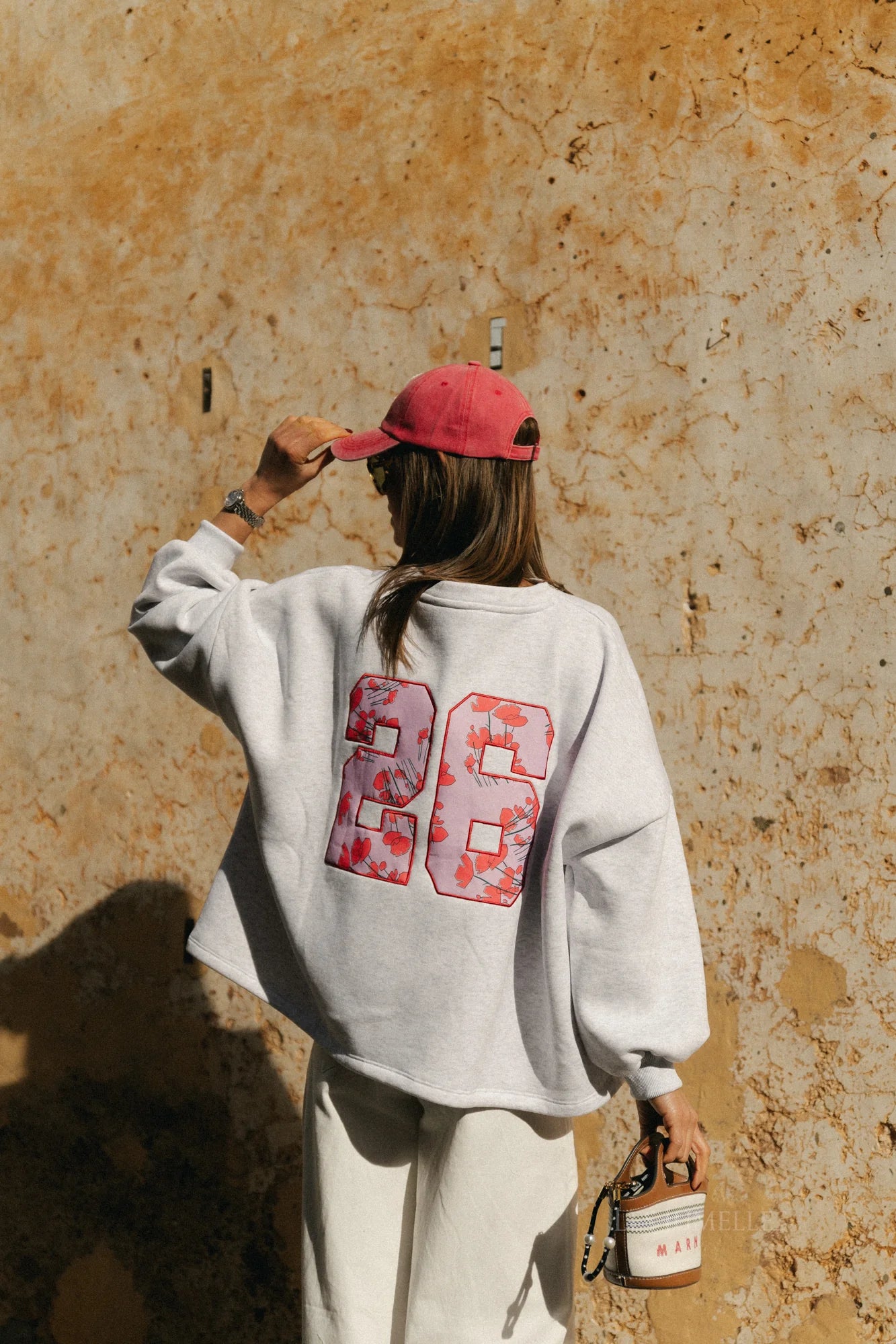 Embroidered 26 grey sweater - Les Jumelles