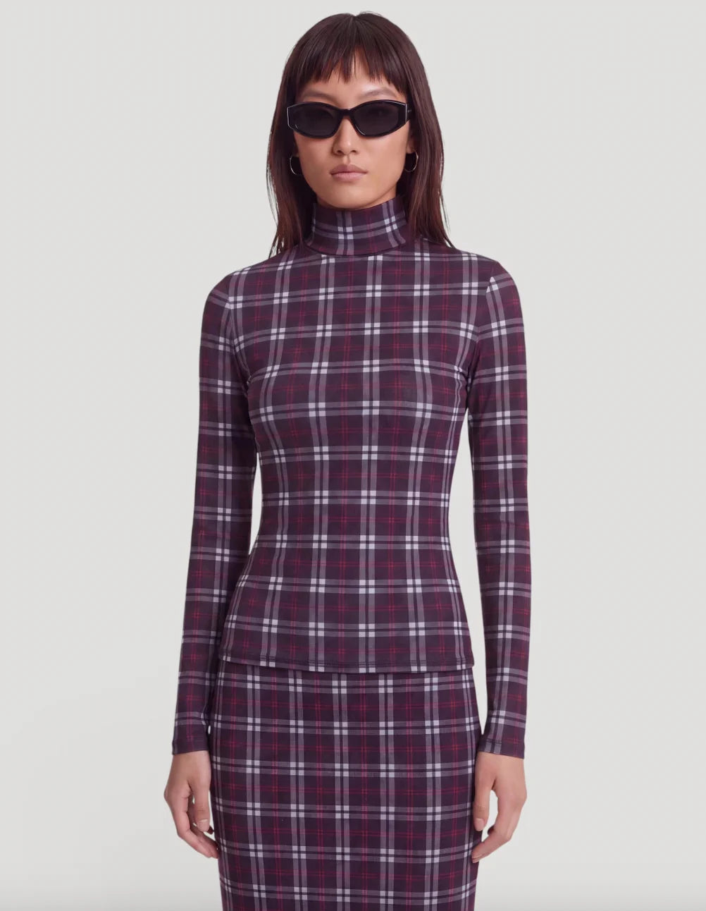 Flore longsleeve barbados cherry plum - Edited