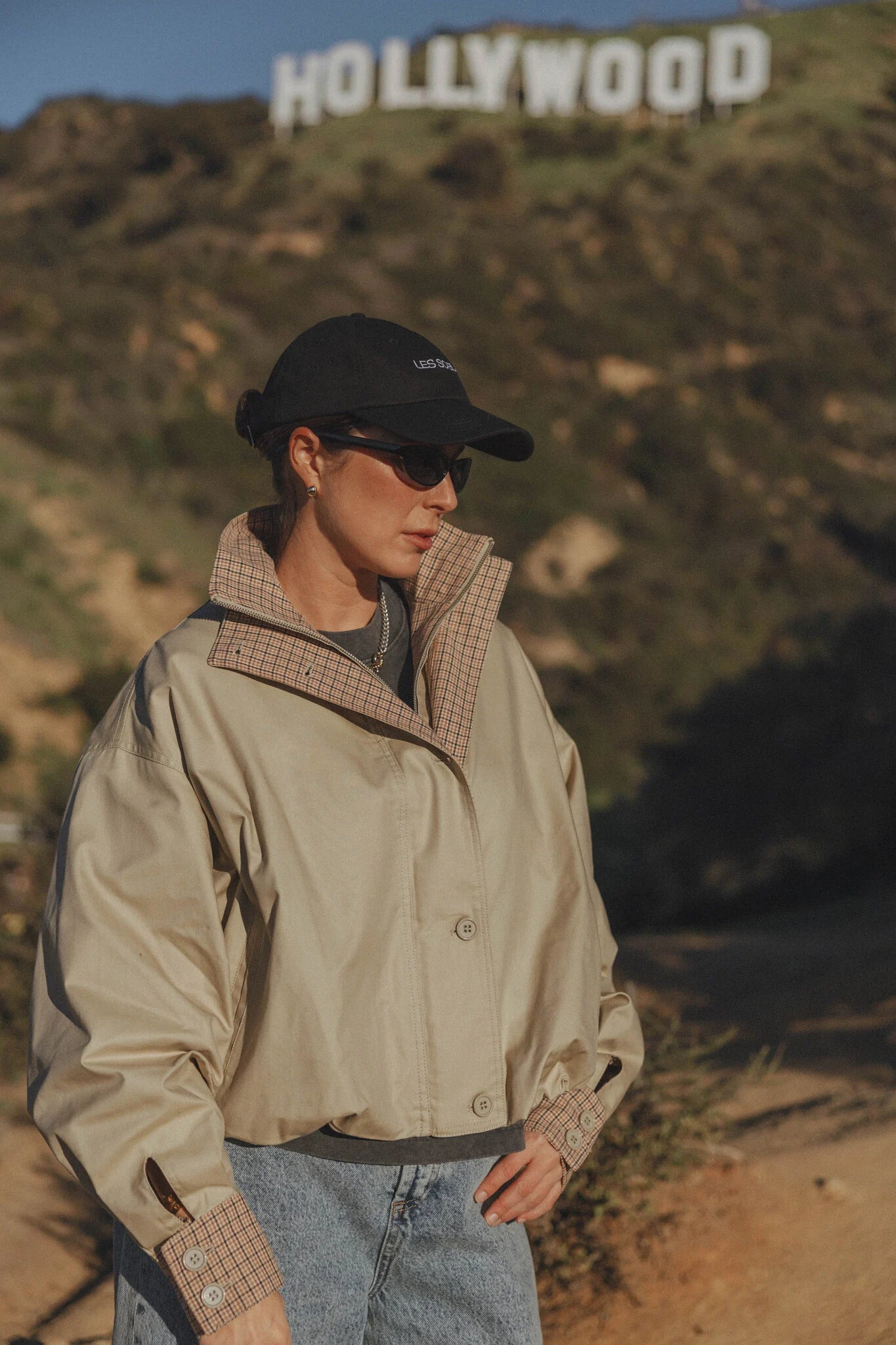 Jones trench - Les Soeurs