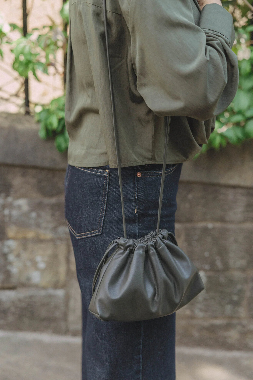 Carly clutch bag - Les Soeurs