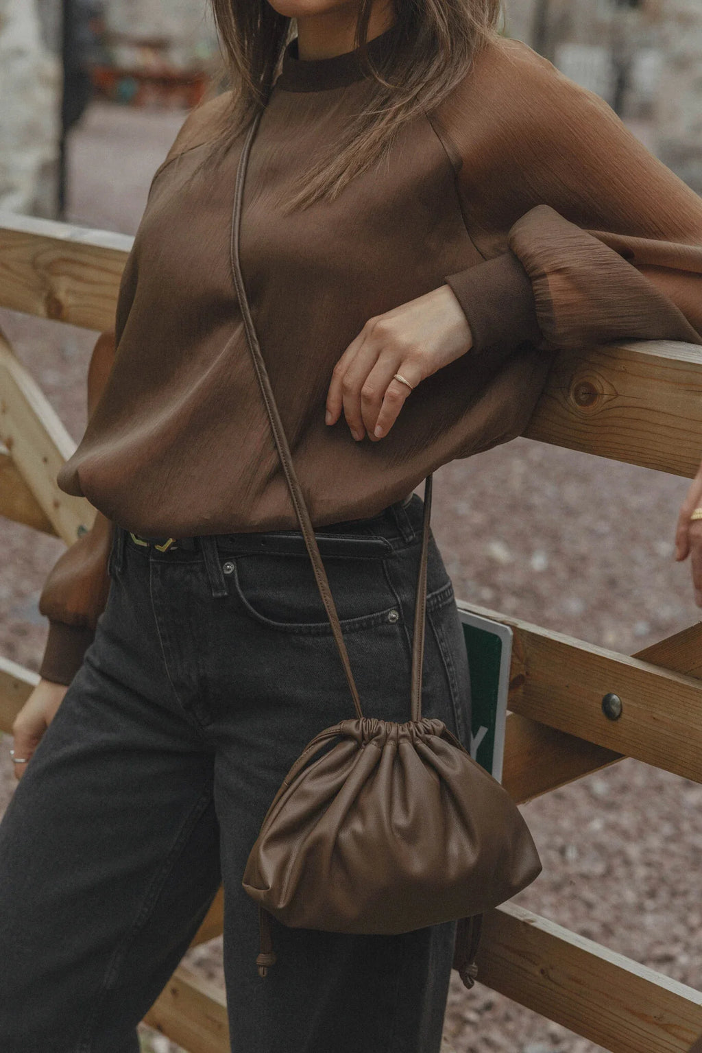 Carly clutch bag - Les Soeurs