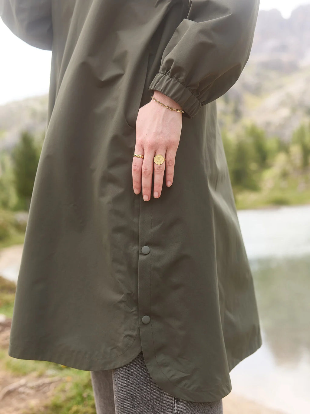 Colbert lange regenjas khaki - Les Soeurs