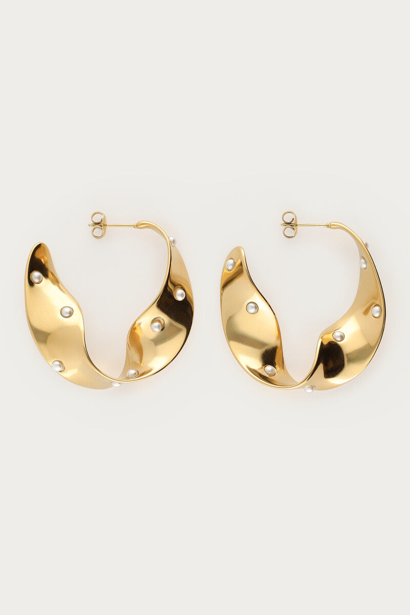 Bold statement oorringen met swirl en zoetwaterparels - My Jewellery