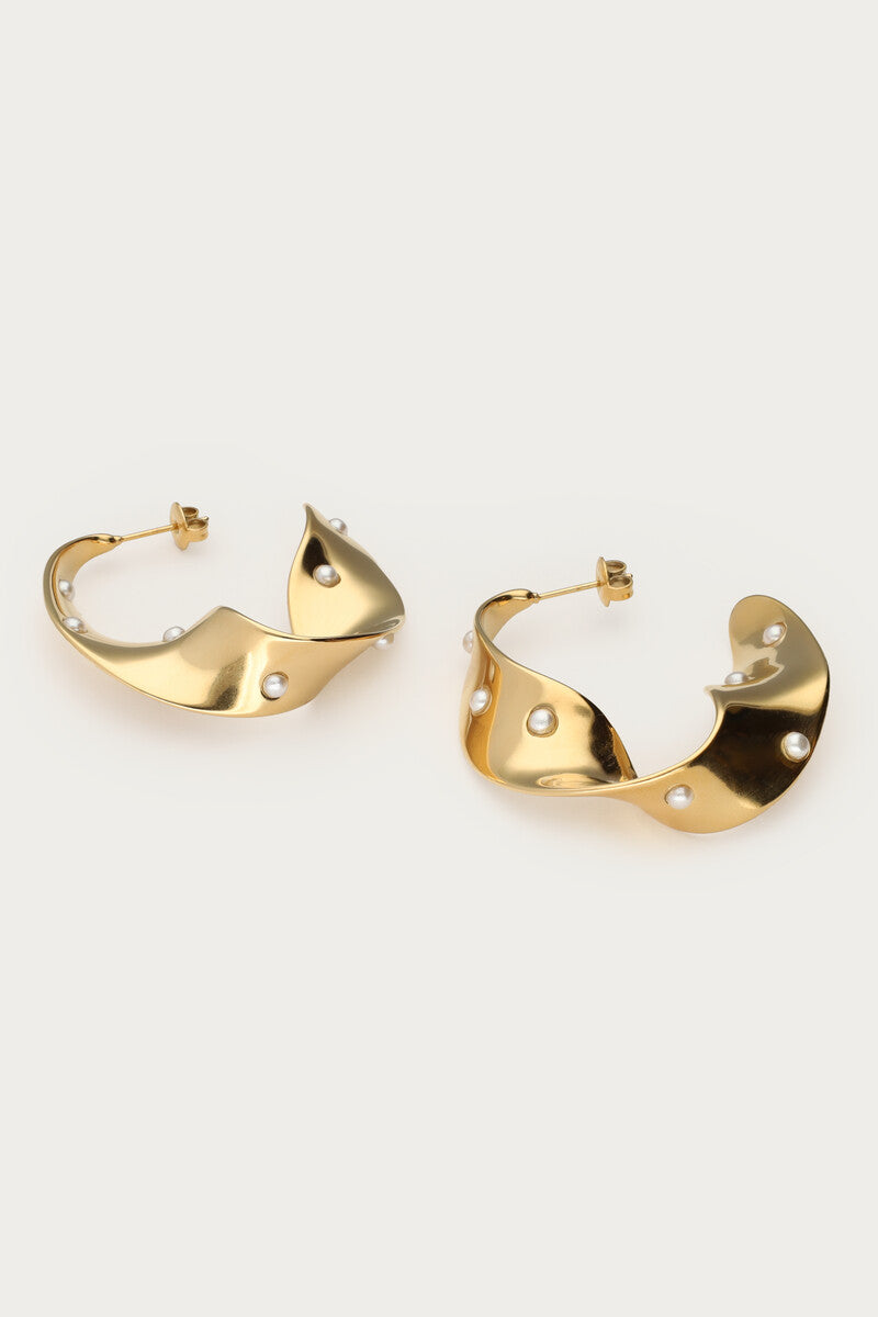 Bold statement oorringen met swirl en zoetwaterparels - My Jewellery