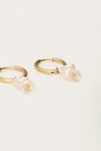 Oorringen met witte schelpen - My Jewellery