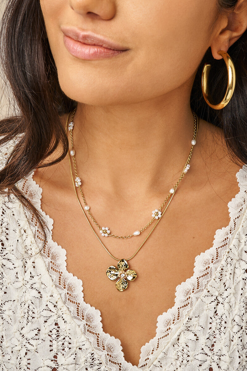 Ketting met zoetwaterparel bloemen - My Jewellery
