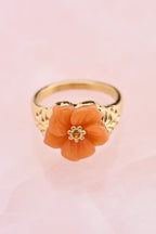 Ciao ring met peach resin bloem