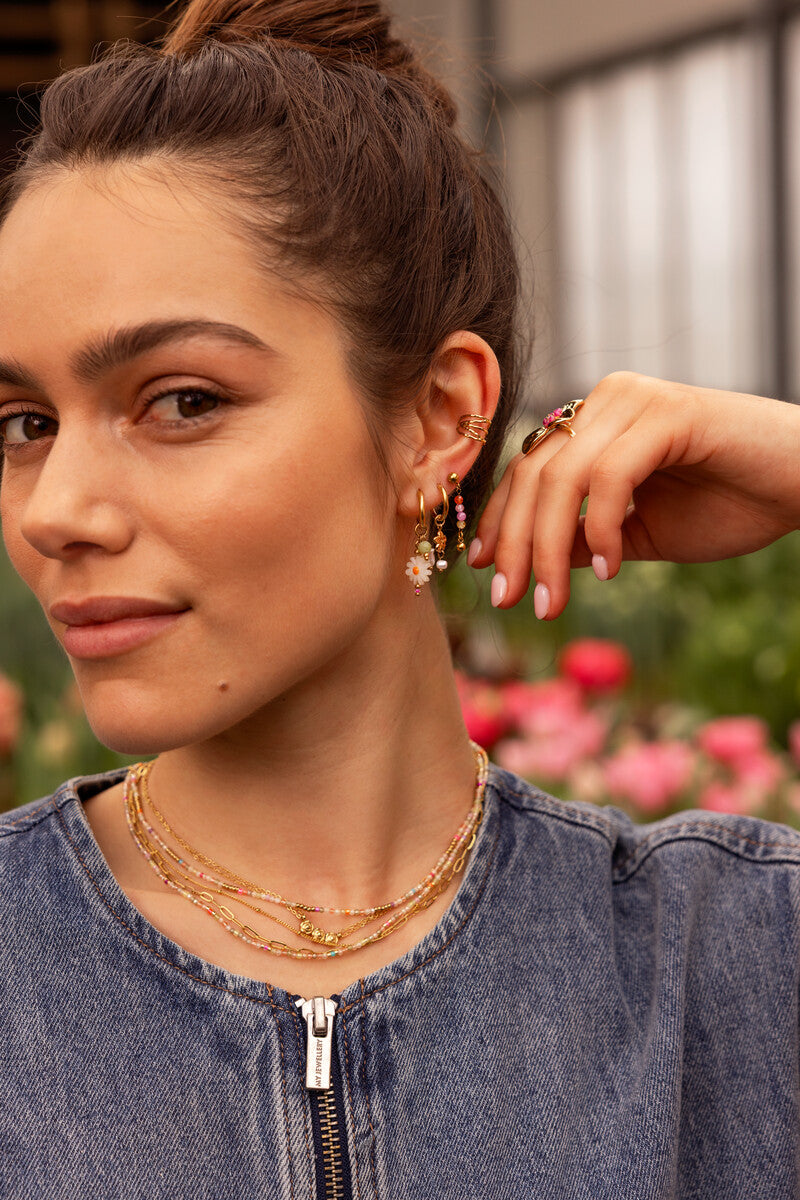 Oorringen met witte bloemen en zoetwaterparels - My Jewellery