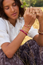 Fortune burgundy elastieken mini kralen armband - My Jewellery