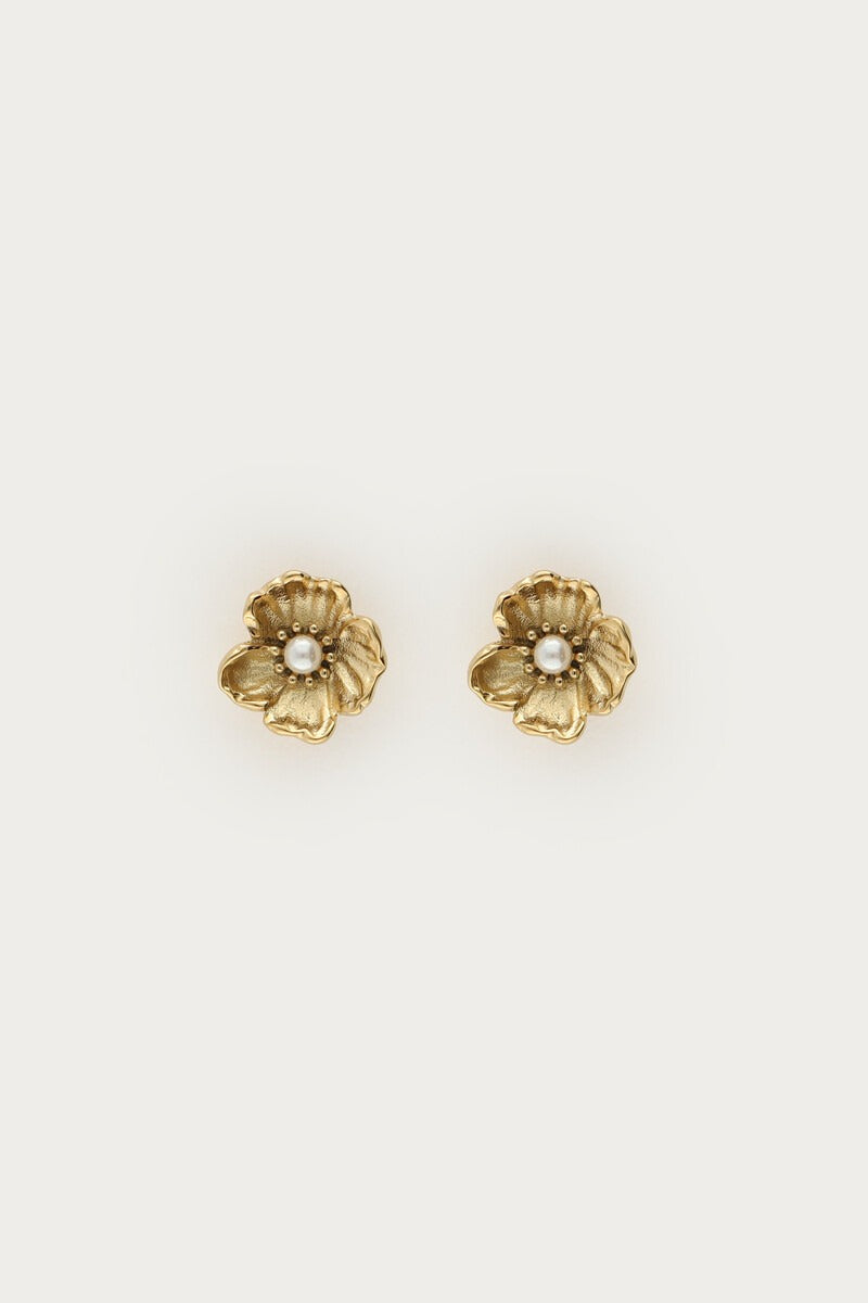 Studs met ranonkel bloem en imitatieparel - My Jewellery